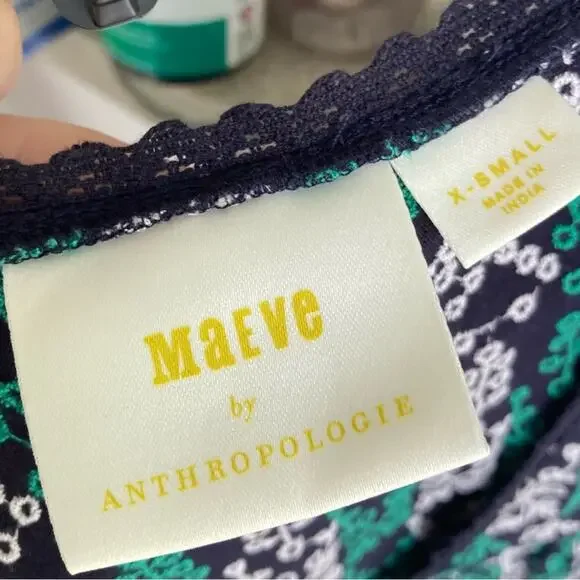 NWOT MAEVE Anthropologie Top XS”Cammie”Embroidery Lace-Crochet V Flare Flounce - Picture 3 of 5
